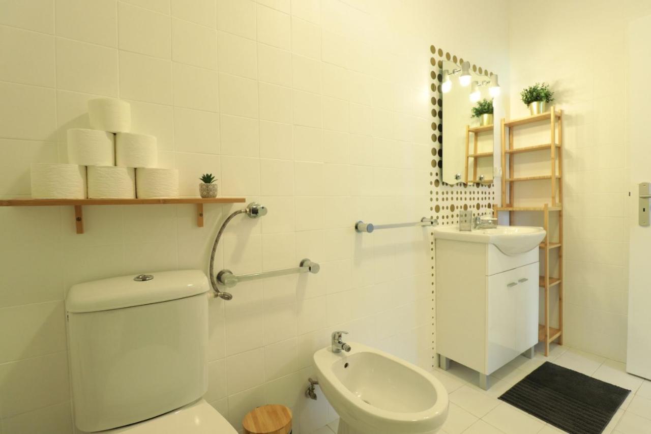 Lovelystay - Cozy 1Br Flat In Alvor With Ac And Balcony Exteriér fotografie