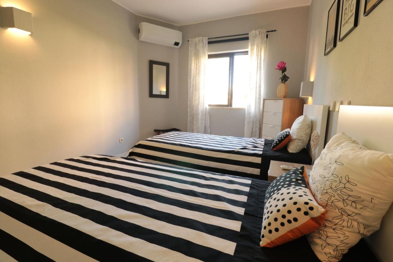 Lovelystay - Cozy 1Br Flat In Alvor With Ac And Balcony Exteriér fotografie